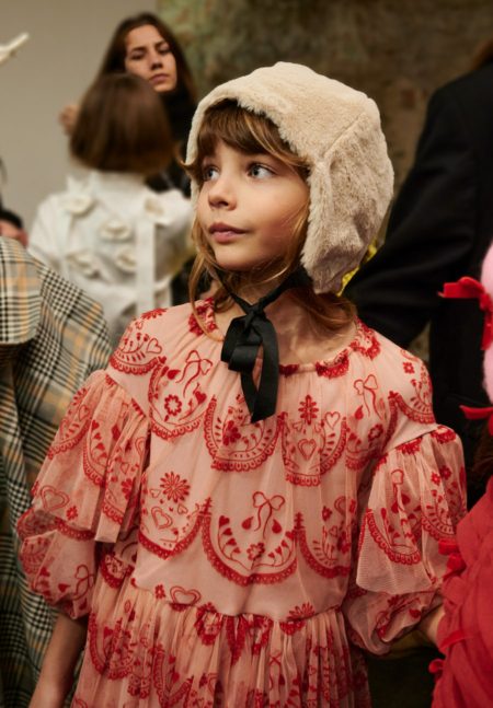 Kinder, kommt und ratet ... Auch die Londoner Brand RASPBERRY PLUM lief über den Pitti Runway © Valentina Pugachova