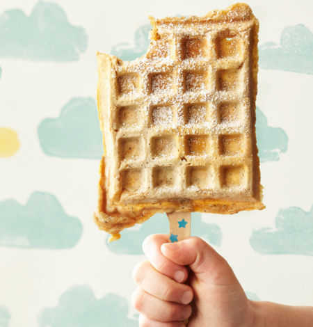 Mit dem Thermomix lässt sich ratzfatz ein Teig für Joghurt-Waffeln zaubern. Foto © Meike Bergmann, TRIAS Verlag