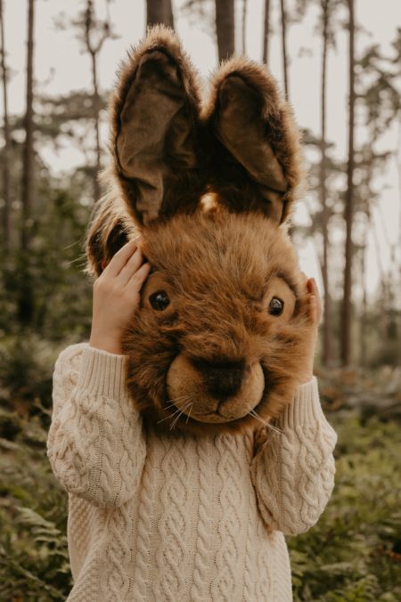 It's Rabbit Season: Lewis the hare von WILD & SOFT lässt sich pünktlich zu Ostern wieder blicken! © Lauren Fay Photography