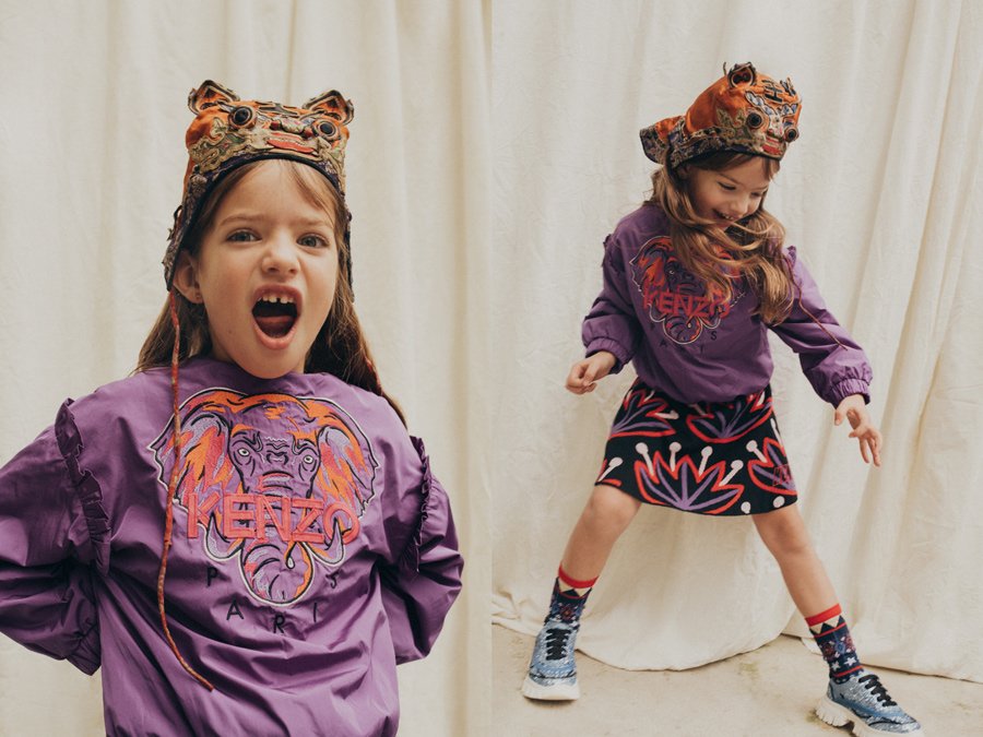Wenn ich Sonntags in mein Kenzo schlüpf: Cloe trägt ein Outfit von KENZO KIDS, Socken ALTO MILANO, Sneakers VALMAX