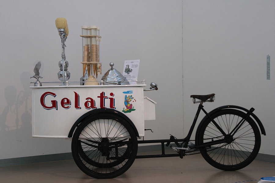 04-gelato-bycicle