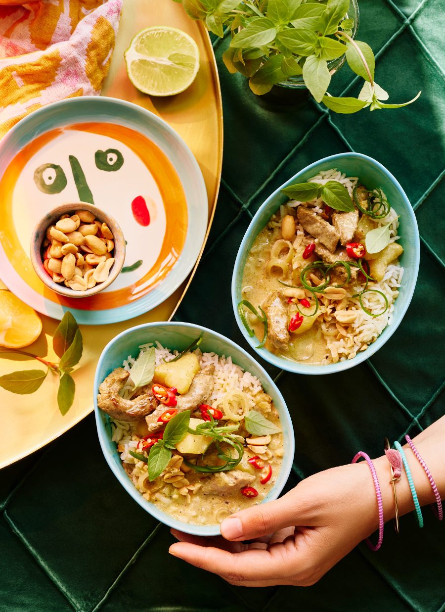 Comfort-Food aus Thailand: das Massaman Curry, auch vegan mit Kichererbsen mega lecker. Foto © Katrin Winner