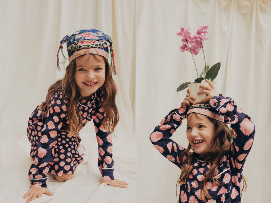 Lockdown-Outfits, easy like Sunday morning: Cloe in einem Pixel-Print-Dress von MARNI 