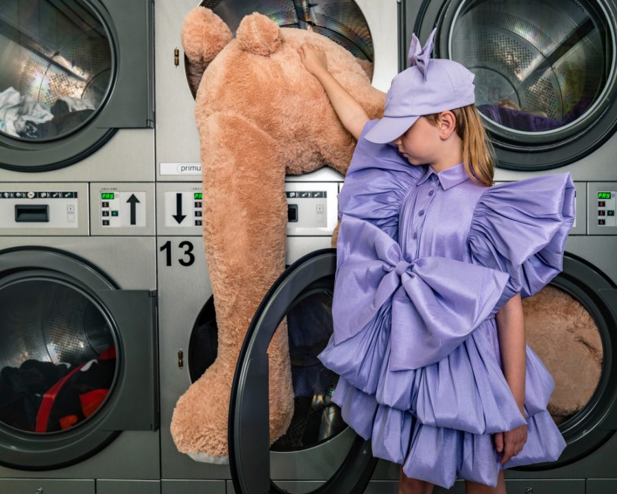 Lieber Schleudergang statt Stillstand: Caroline Bosmans will die Eintönigkeit aus der Kindermode waschen © Merlin Meuris