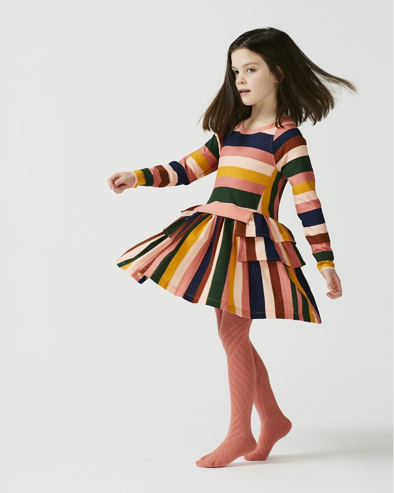 Mit eigenwilligen Schnitten und selbst designten Prints tanzen Newcomer Labels wie The Middle Daughter aus der Reihe 
