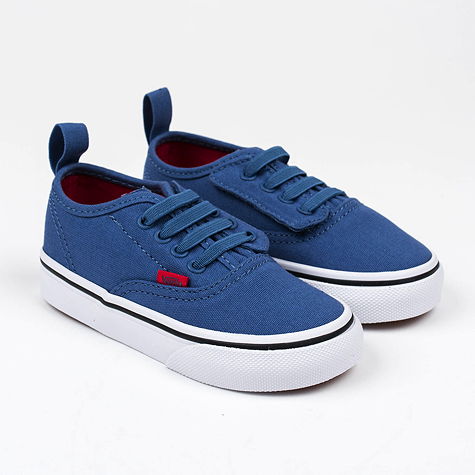 Sneaker von Vans