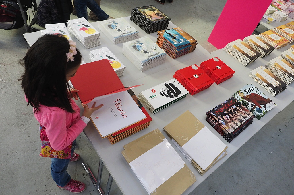 At the Bologna Children's Book Fair – Bald auch eine junge Autorin?