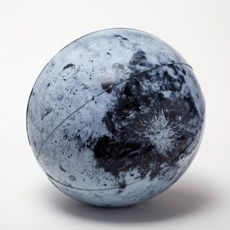 Luna Ball von Funtastic Plastic